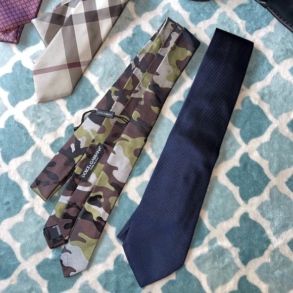 👔 Prada 100% Silk Tie 👔 - Picture 5 of 8